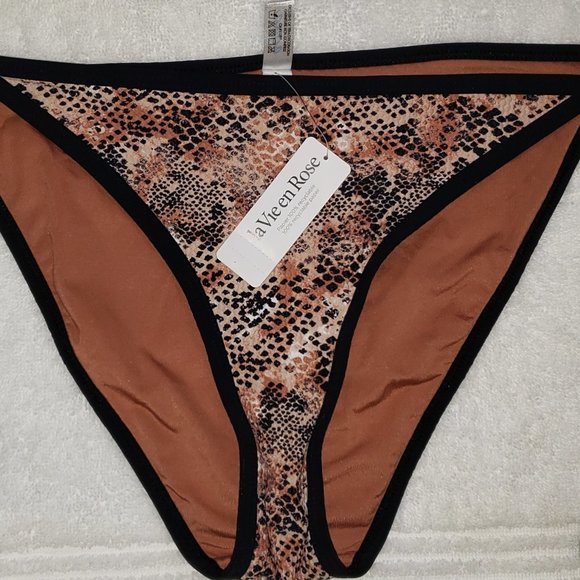 La Vie En Rose 2 Piece Swim Suit - Picture 5 of 6